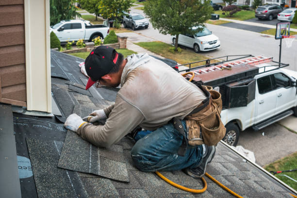 Professional Roofing technician working in Lawrence, MS